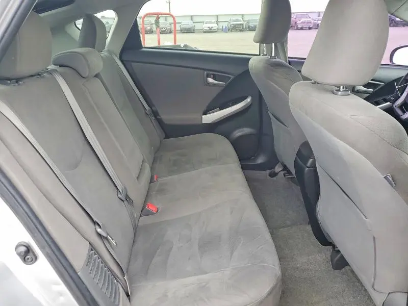 2013 TOYOTA PRIUS TWO  