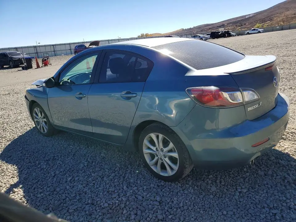 2010 MAZDA 3 S  