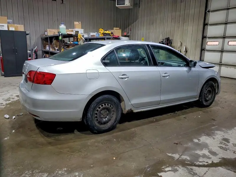 2013 VOLKSWAGEN JETTA BASE  