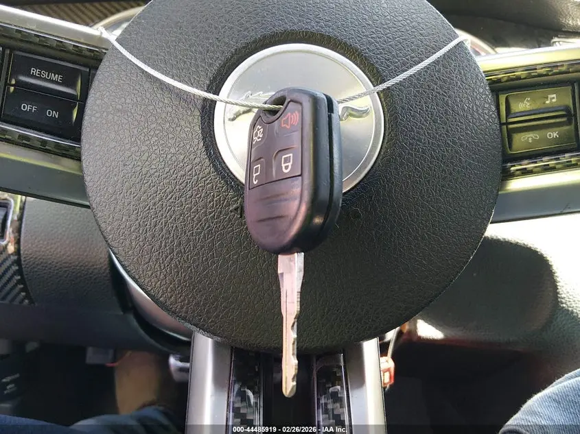 2011 FORD MUSTANG GT PREMIUM