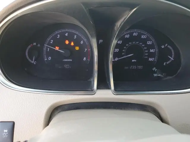 2011 TOYOTA AVALON BASE  