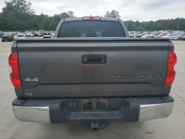 2015 TOYOTA TUNDRA CREWMAX SR5  