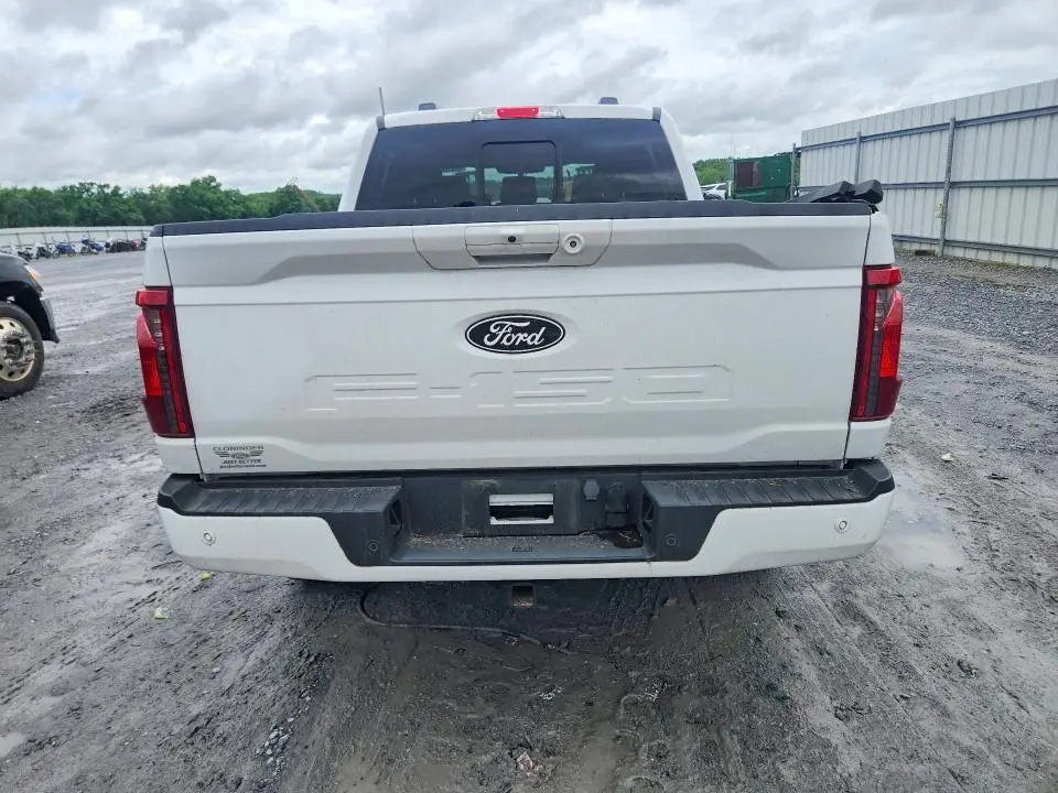 2024 FORD F150 XLT  