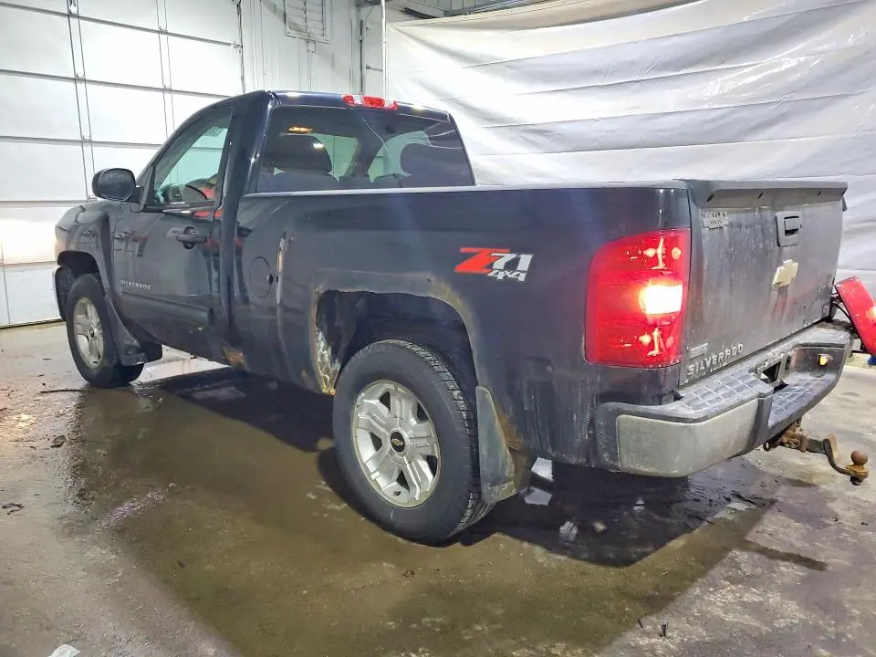 2011 CHEVROLET SILVERADO K1500 LT  