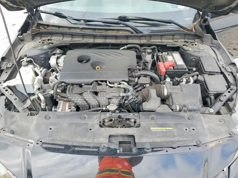 2019 NISSAN ALTIMA SR  