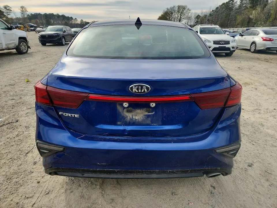 2020 KIA FORTE LXS  