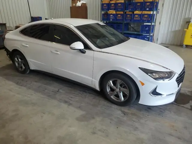 2023 HYUNDAI SONATA SE  