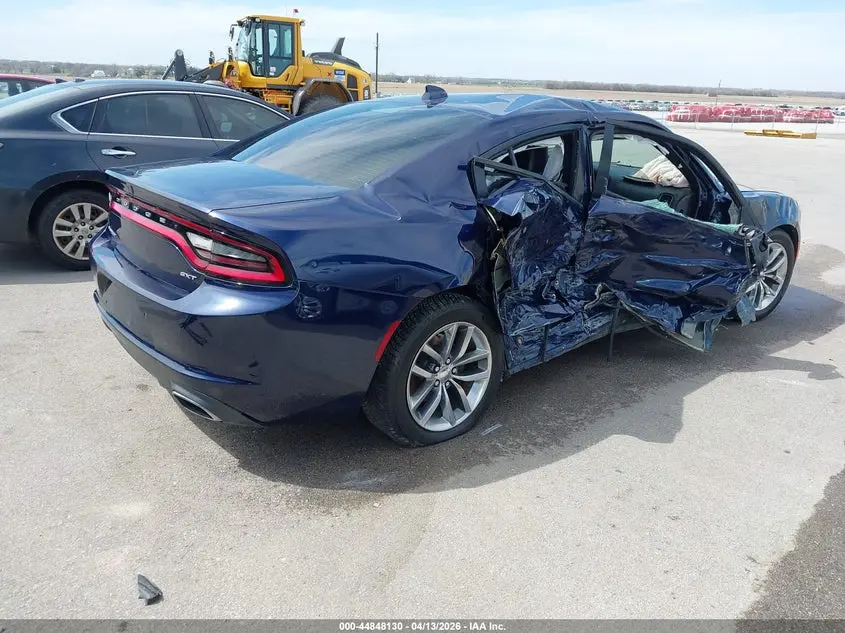 2016 DODGE CHARGER SXT