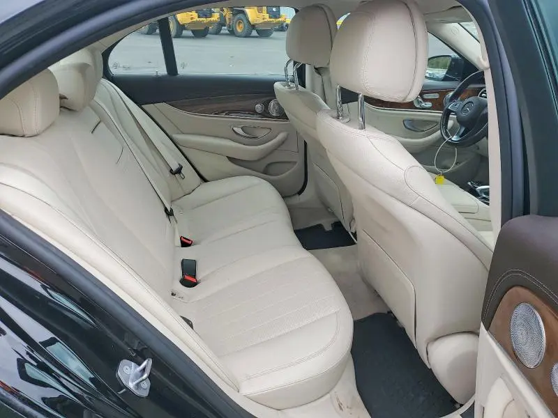2017 MERCEDES-BENZ E 300 4MATIC  