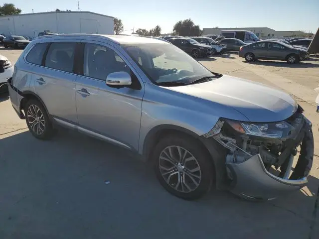 2017 MITSUBISHI OUTLANDER SE