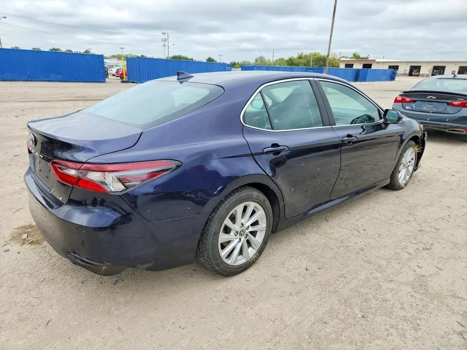 2021 TOYOTA CAMRY LE  