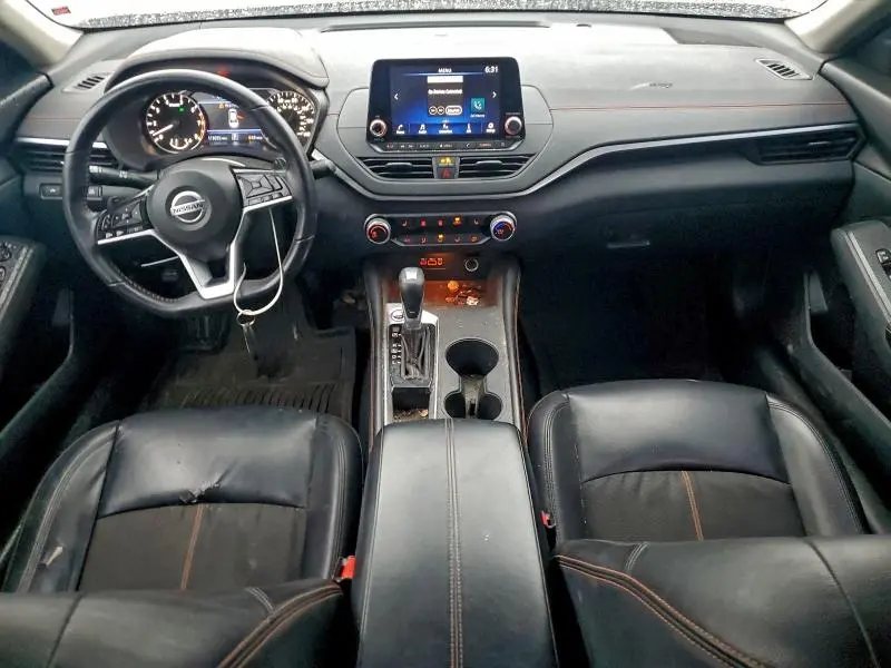 2021 NISSAN ALTIMA SR  