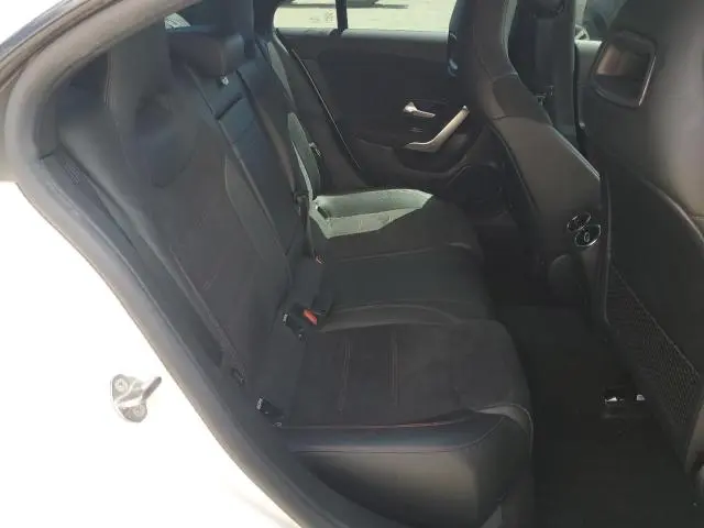 2022 MERCEDES-BENZ CLA 250 4MATIC  