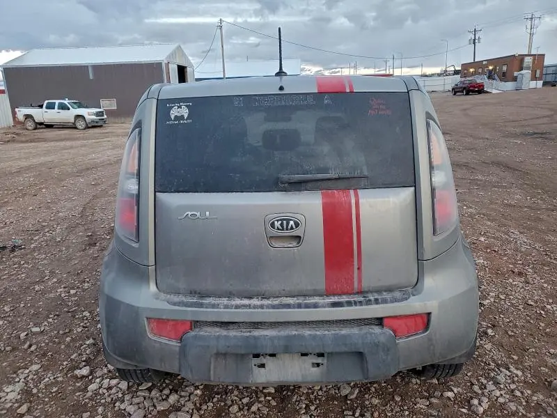 2011 KIA SOUL +  