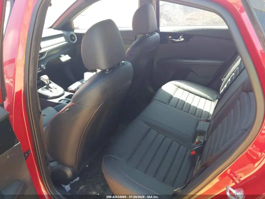 2024 KIA FORTE GT