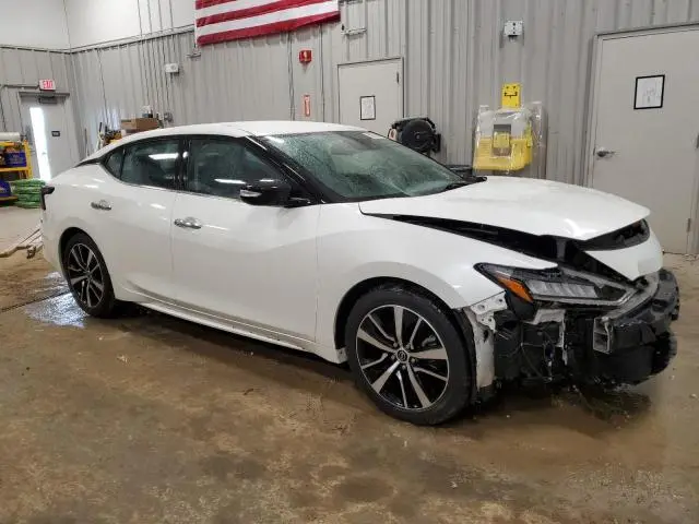 2023 NISSAN MAXIMA SV  