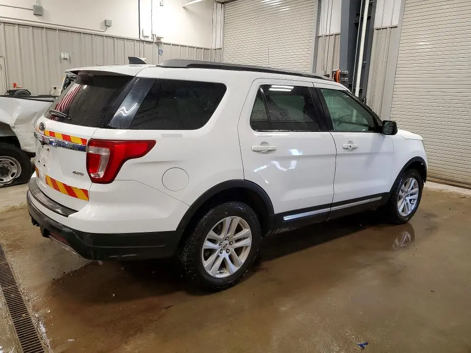 2019 FORD EXPLORER XLT  