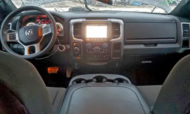 2022 RAM 1500 CLASSIC SLT  