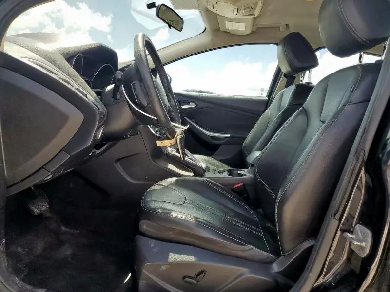 2014 FORD FOCUS TITANIUM  