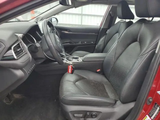 2022 TOYOTA CAMRY XLE  