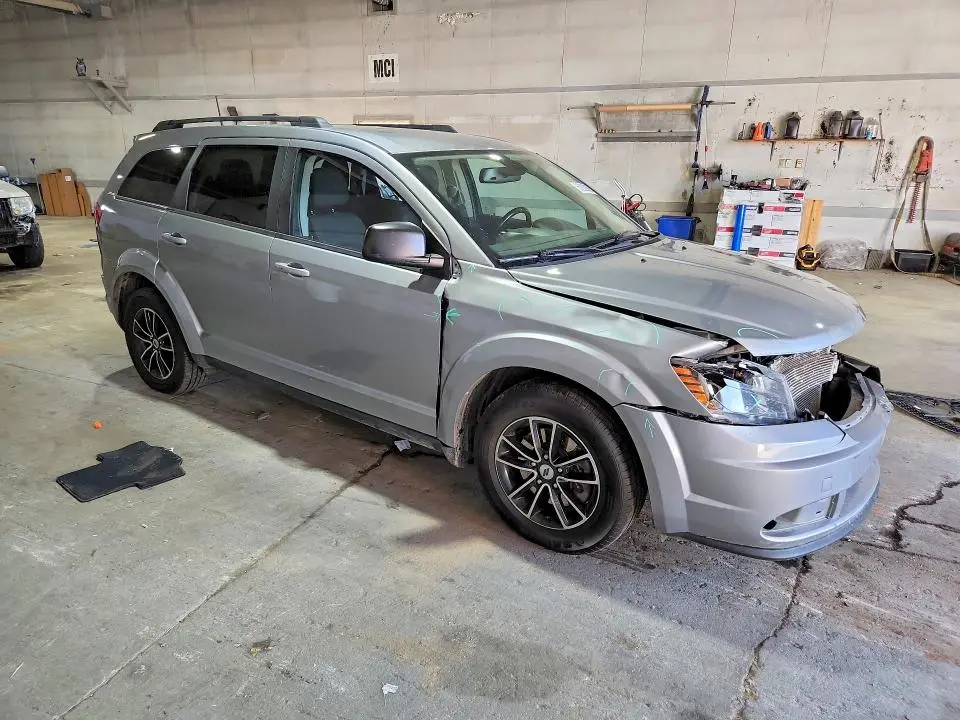 2020 DODGE JOURNEY SE  