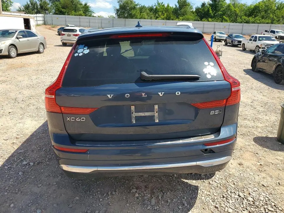 2022 VOLVO XC60 B5 INSCRIPTION  