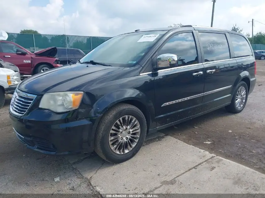 2011 CHRYSLER TOWN & COUNTRY LIMITED