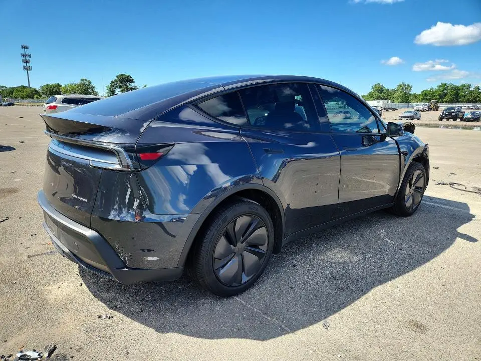 2026 TESLA MODEL Y   
