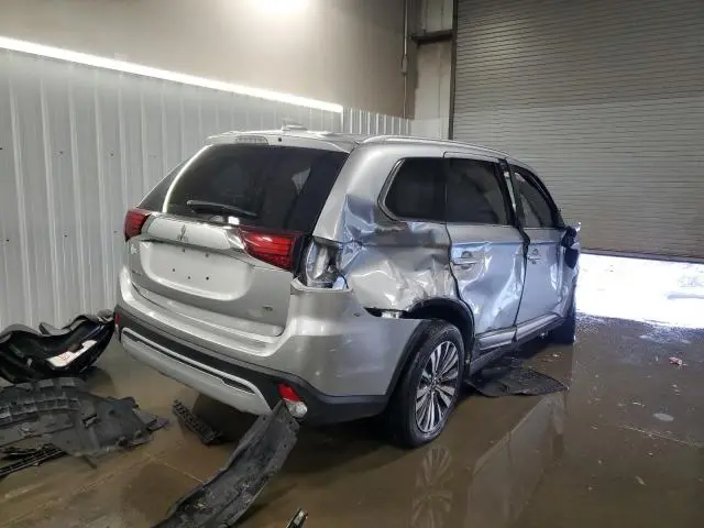 2020 MITSUBISHI OUTLANDER SE  