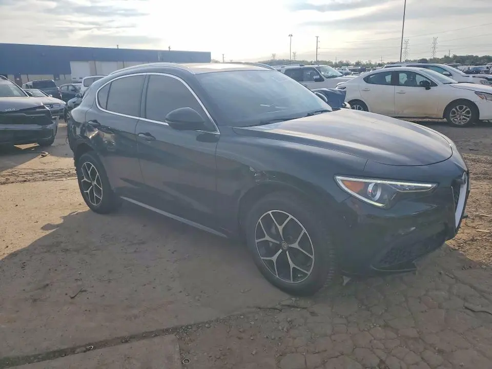 2021 ALFA ROMEO STELVIO TI  