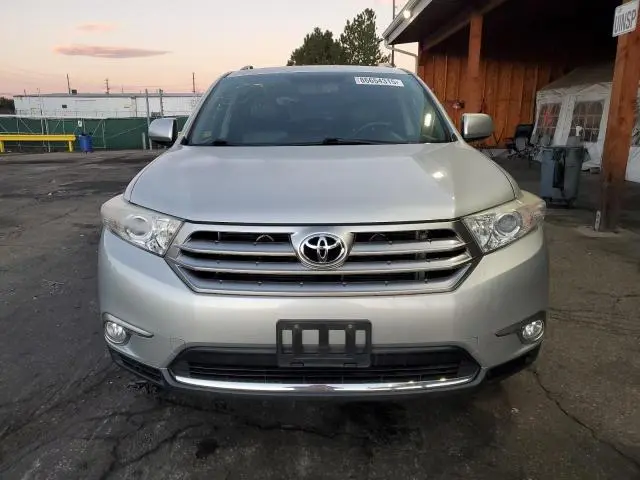 2011 TOYOTA HIGHLANDER BASE  