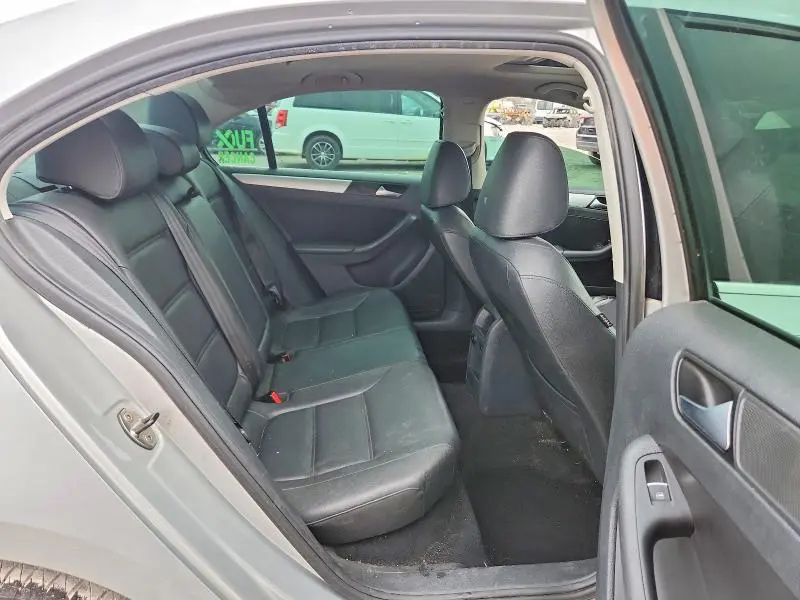 2014 VOLKSWAGEN JETTA SE  