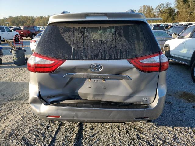 2016 TOYOTA SIENNA XLE