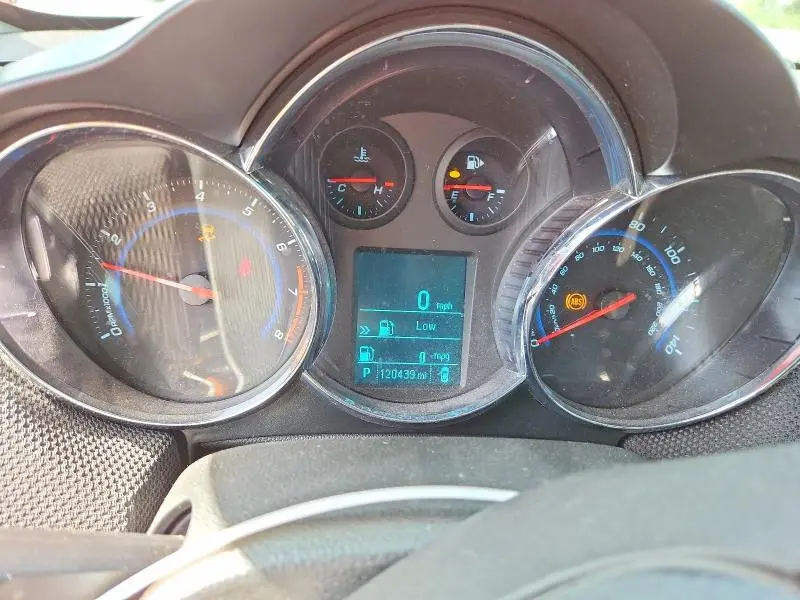 2012 CHEVROLET CRUZE LT  
