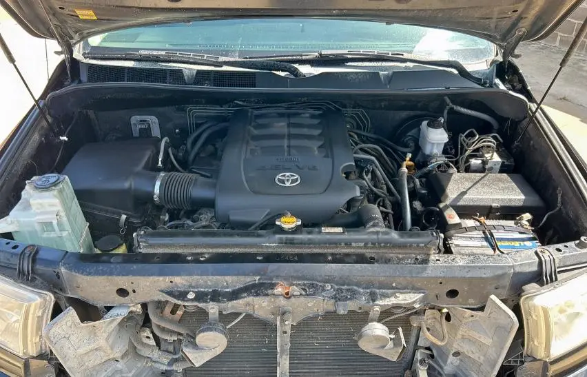 2012 TOYOTA TUNDRA CREWMAX SR5  