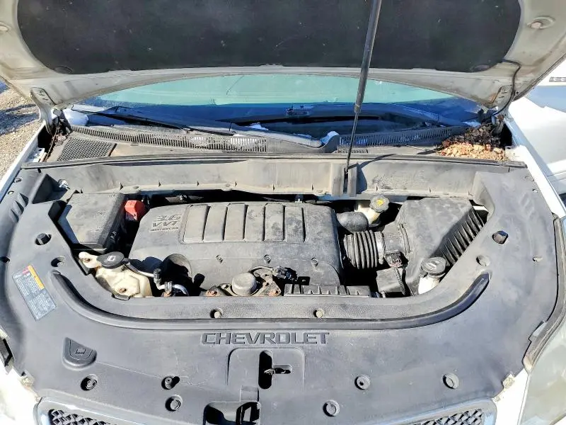 2011 CHEVROLET TRAVERSE LT  