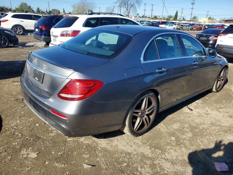 2018 MERCEDES-BENZ E 300  