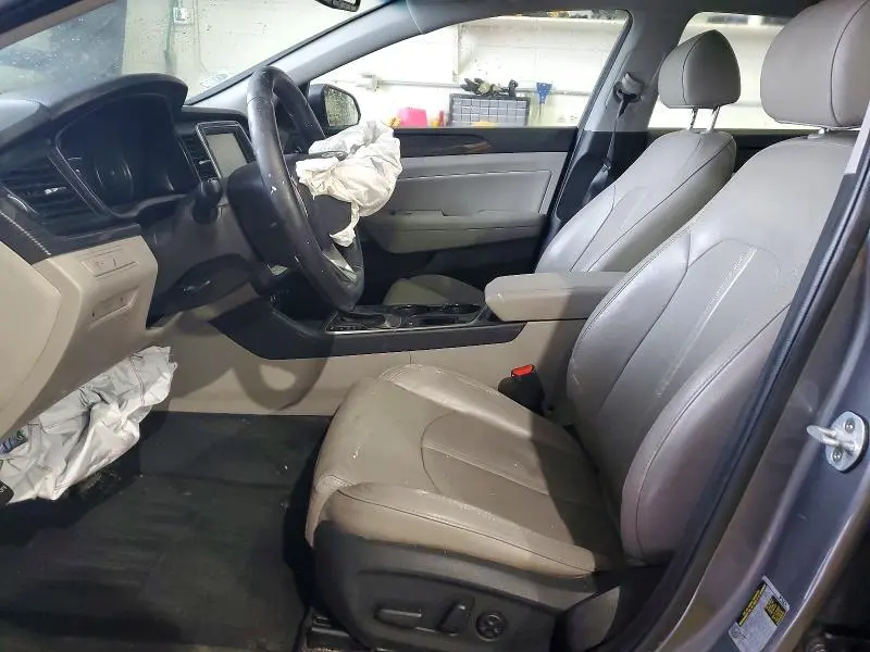 2018 HYUNDAI SONATA SPORT  