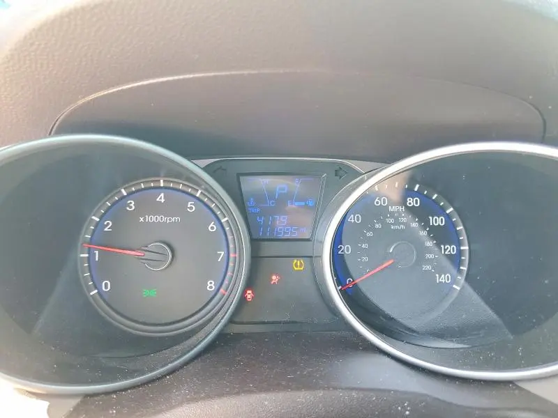 2012 HYUNDAI TUCSON GLS  