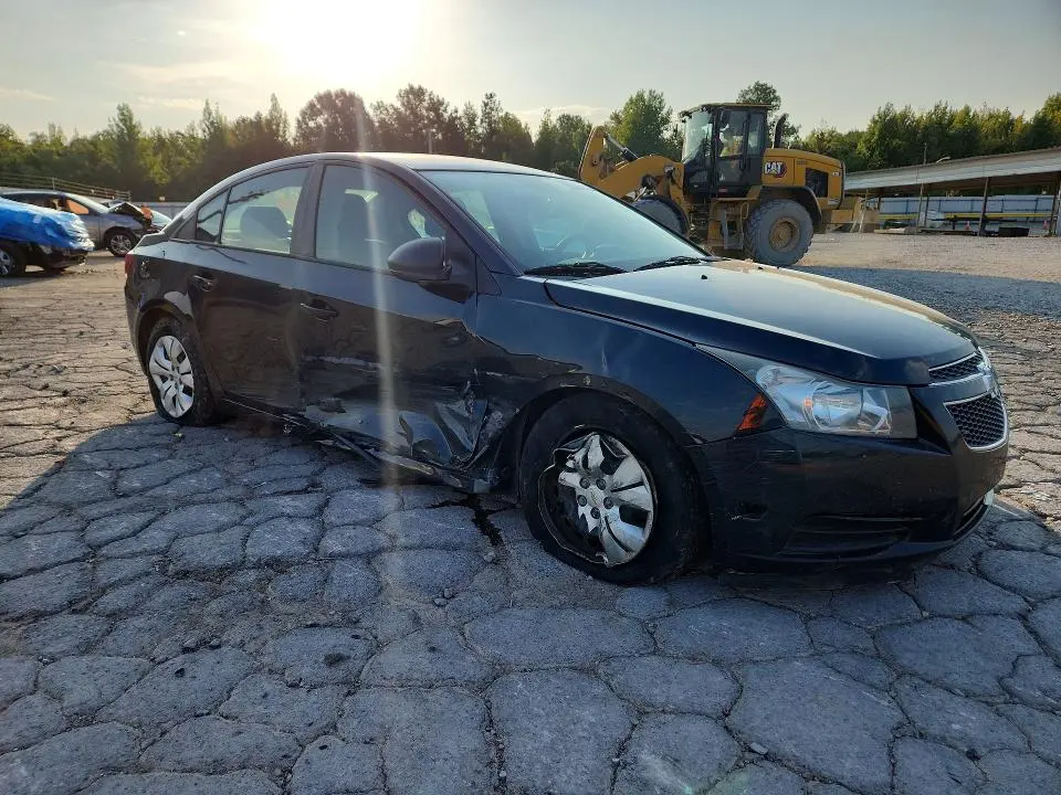 2014 CHEVROLET CRUZE LS  