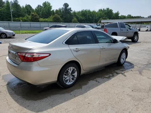 2016 TOYOTA CAMRY LE  