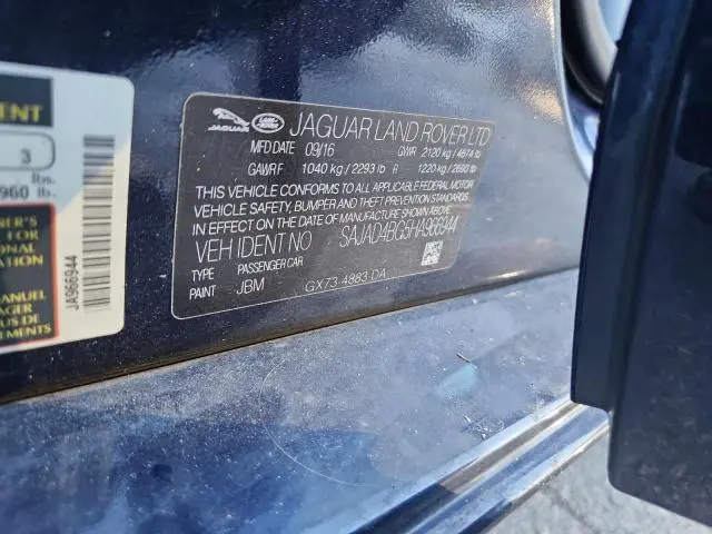 2017 JAGUAR XE PREMIUM  