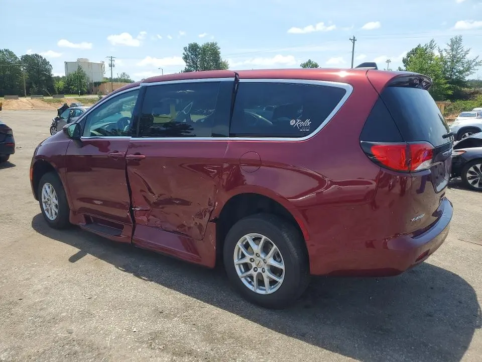 2022 CHRYSLER VOYAGER LX  
