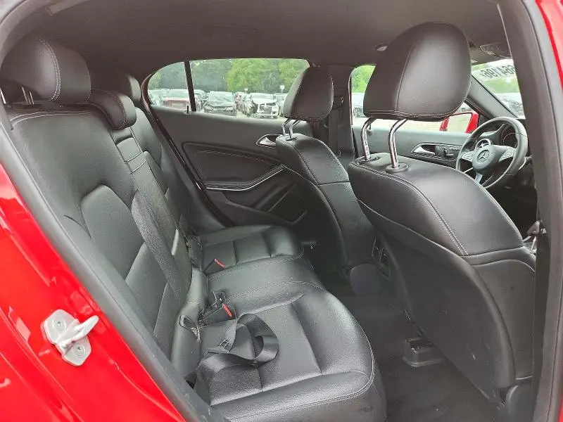 2017 MERCEDES-BENZ GLA 250  