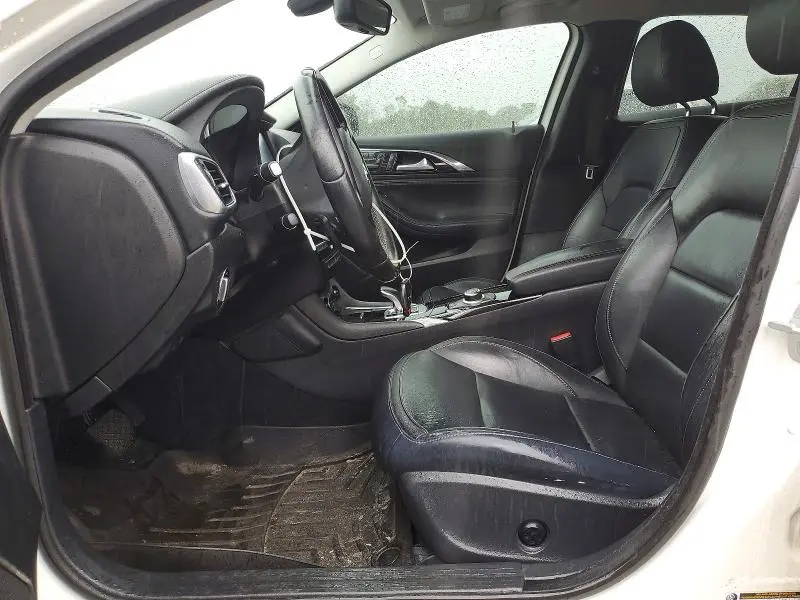 2018 INFINITI QX30 PREMIUM  