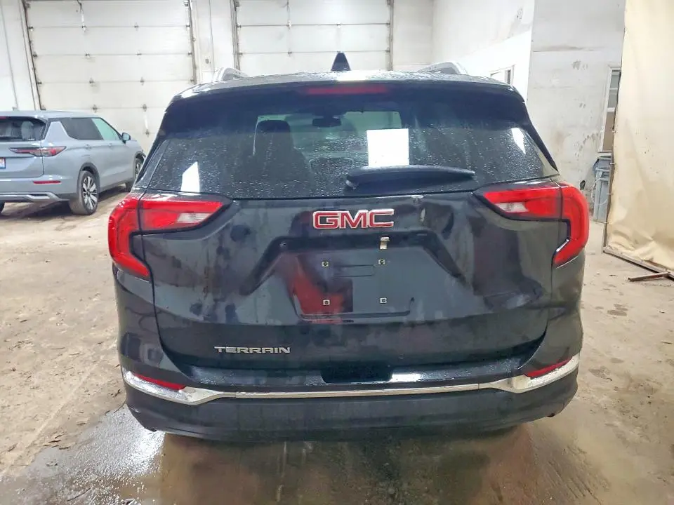 2019 GMC TERRAIN SLT  