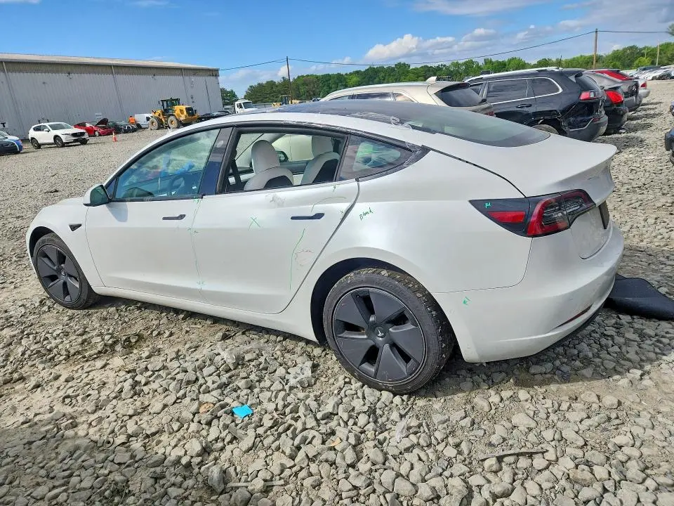 2021 TESLA MODEL 3   