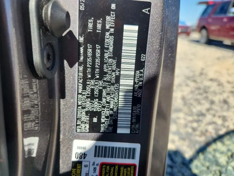 2021 TOYOTA SIENNA XLE  