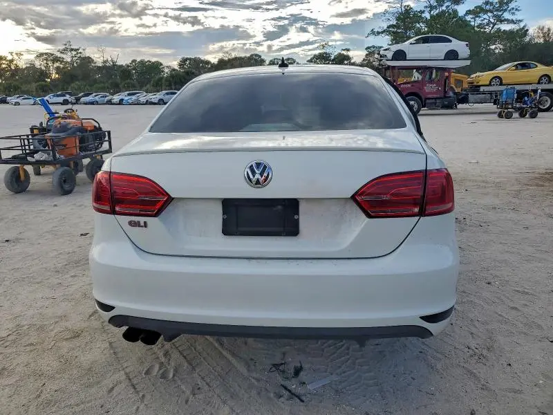 2014 VOLKSWAGEN JETTA GLI  