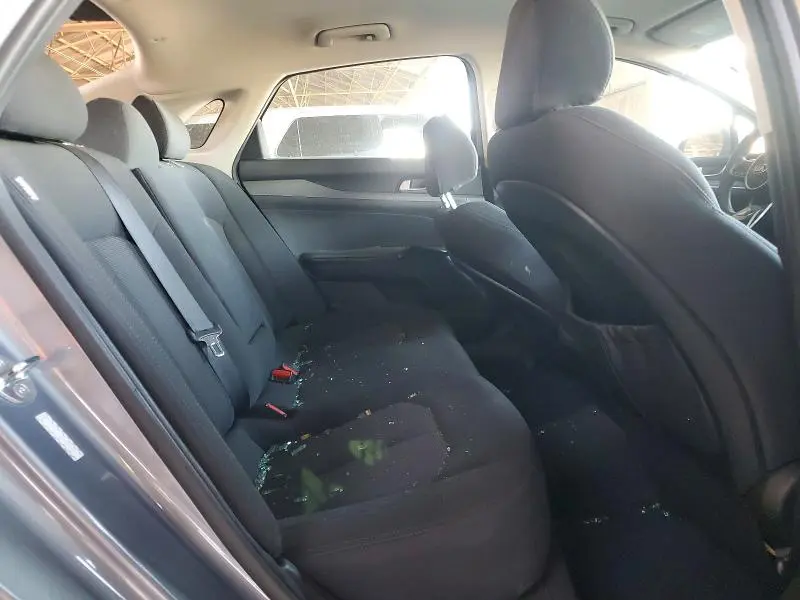 2021 KIA K5   